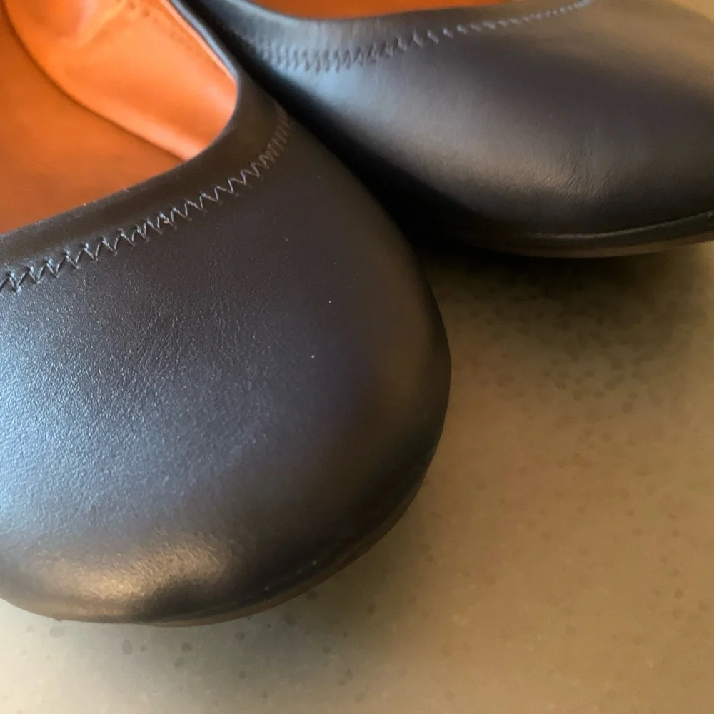 Lucky Brand, LIKE NEW, worn only 1 time, NAVY BLUE, Emmie, Flat shoes. Size 9.5 - Picture 10 of 10